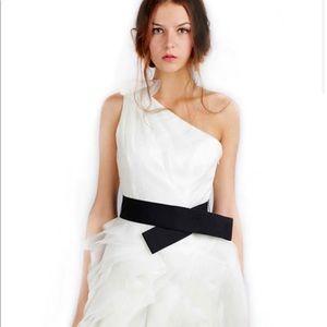 WHITE by Vera Wang One Shoulder Organza dress. Polyester material.